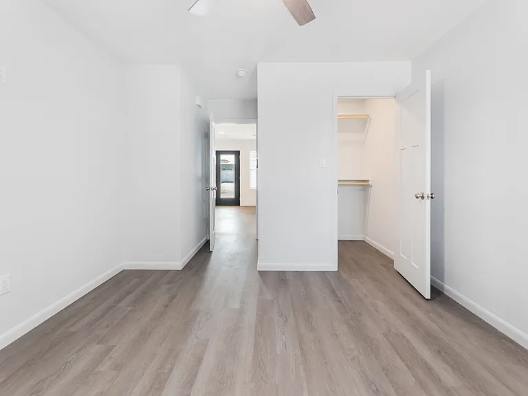 810 Birmingham Ave — Photo 11