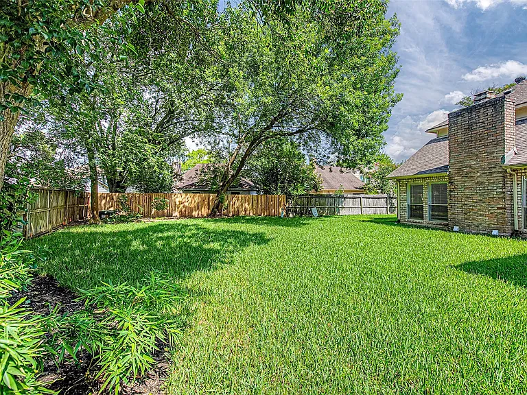 11651 Trailmont Dr — Photo 36