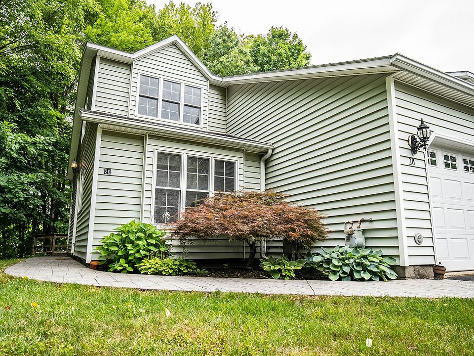 1st image of 20 Ashwood Ct