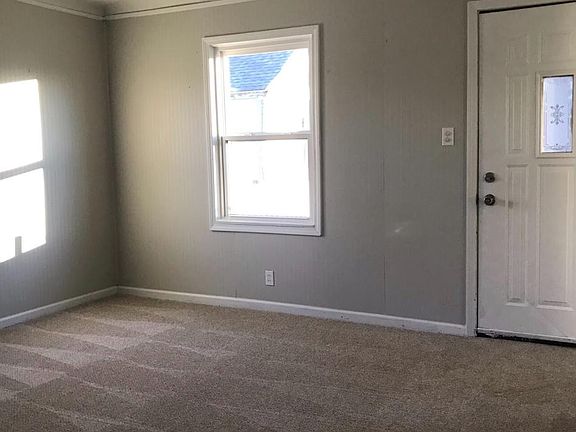 3rd image of 8097 Essex Ave