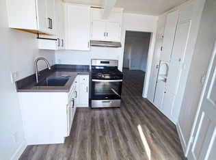 2624 Lake Ave, Altadena, CA 91001