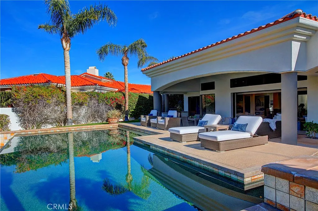 4 bed, 4.5 bath, 4636 sqft, $45,000 — Photo 2