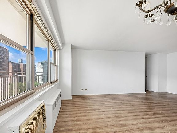 4th image of 448 Neptune Ave APT 14E
