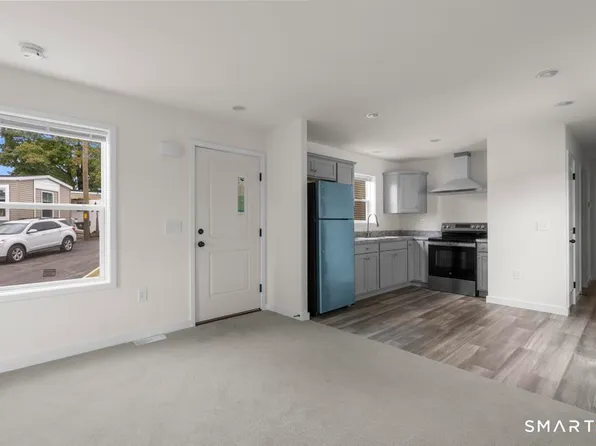 55 Sugar Street #68, Newtown, CT 06470