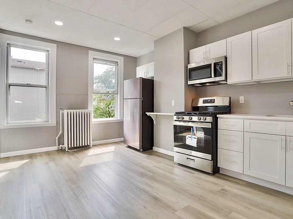 3612 Kennedy Blvd #2