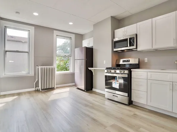 3612 Kennedy Boulevard image 1 of 20