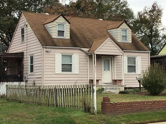 3rd image of 3916 Peyton Ave