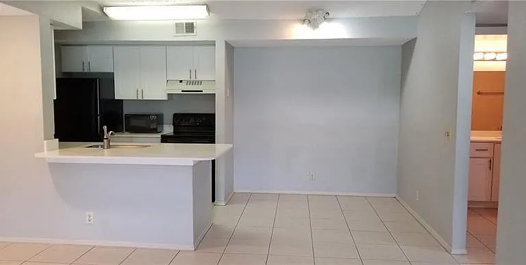 2986 S University Dr #8204 — Photo 2