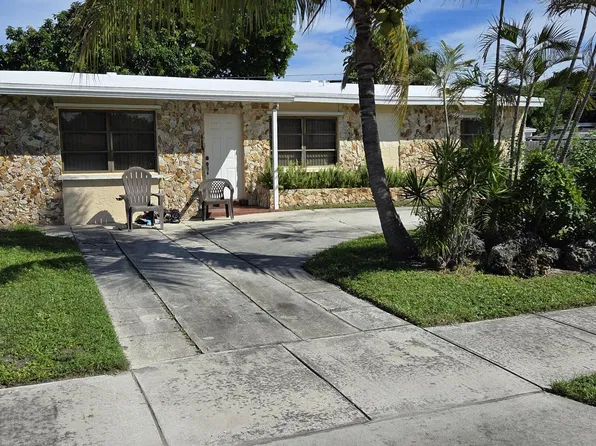 2448 NE 13TH Avenue, Pompano Beach, FL 33064