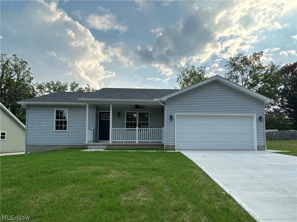 3515 Sheridan Rd, Youngstown, OH 44502