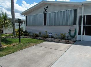 465 Papaya Cir, Barefoot Bay, FL 32976