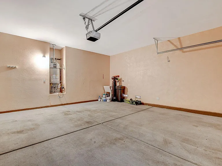 10629 Tinta Ln — Photo 34