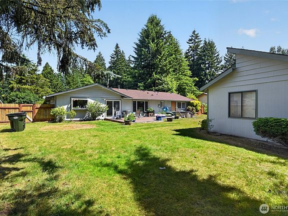 4th image of 4722 Edgeworth Drive SE