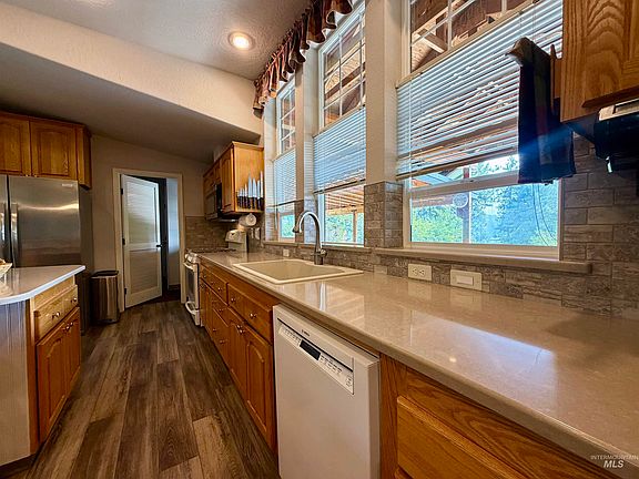 4th image of 254 Larradon Dr