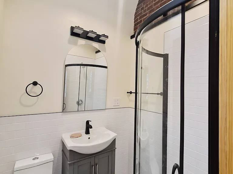 134 W 74th St #5B — Photo 4