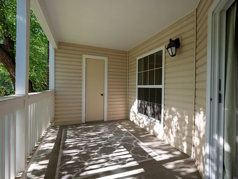 1537 Lincoln Way #203 — Photo 4