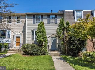 7631 Moccasin Ln, Rockville, MD 20855