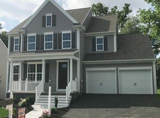 18 Tallgrass Path, Lancaster, PA 17602