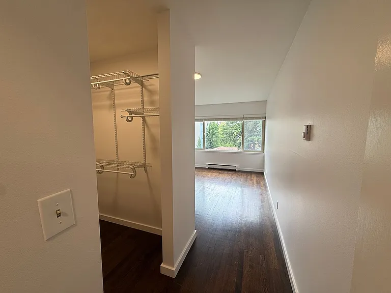 Century Terrace — Photo 29