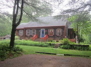233 Carolina Nooseneck Rd, Richmond, RI 02898