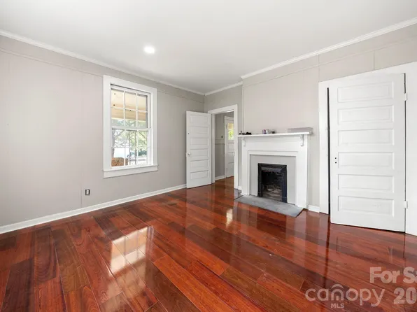 224 Bush St, Gastonia, NC 28056