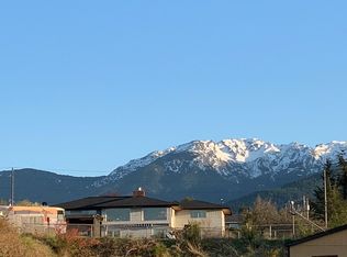 1105 E Park Ave, Port Angeles, WA