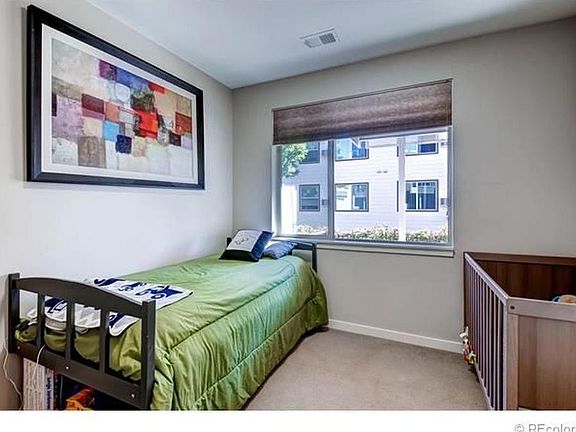 Guest bedroom/office