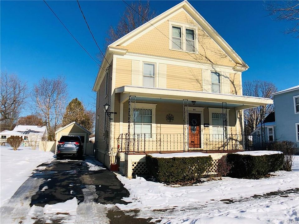 1st image of 44 Evergreen St #1