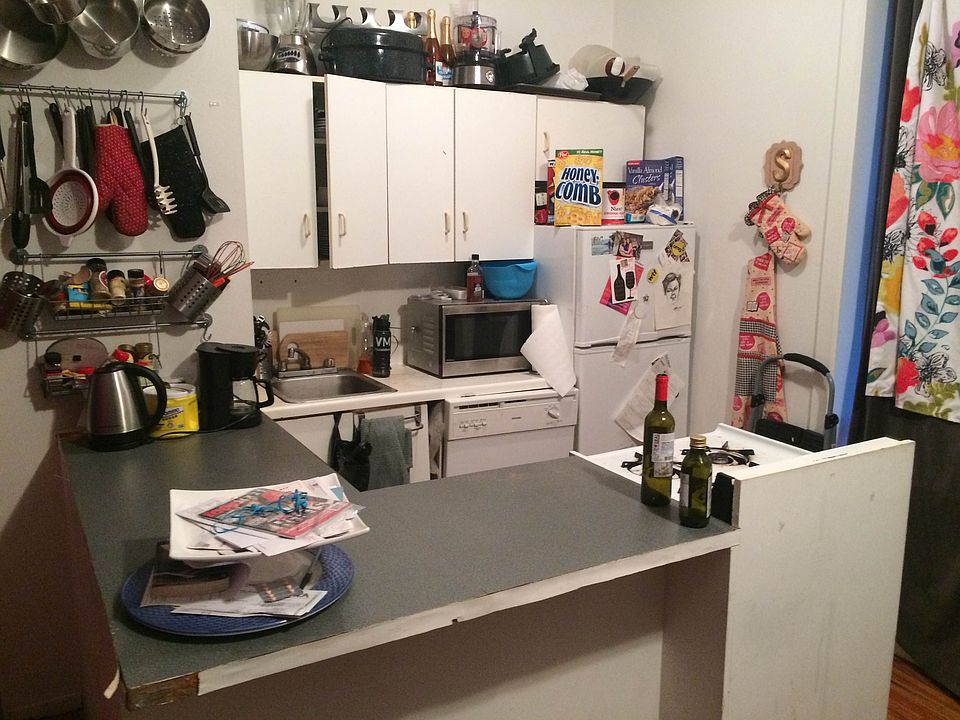 1st image of 202 W 102nd St APT 1ER