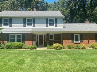 351 W Ridge Cir, Kalamazoo, MI 49009