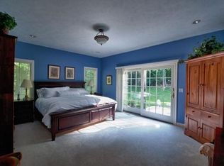 50900 Mulholland Dr, South Bend, IN 46628