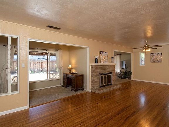 3rd image of 1224 Grantland Ct