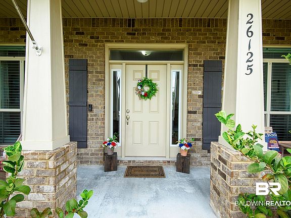 4th image of 26125 Lakeland Dr