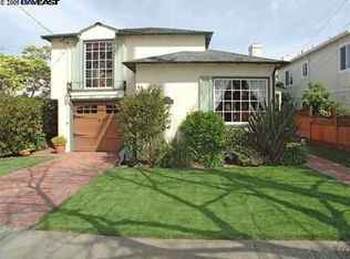 3035 Marina Dr, Alameda, CA 94501