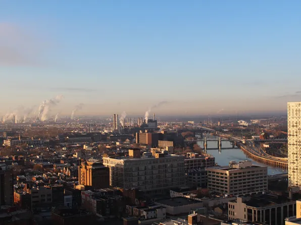 2101 Market St Unit 2704, Philadelphia, PA 19103