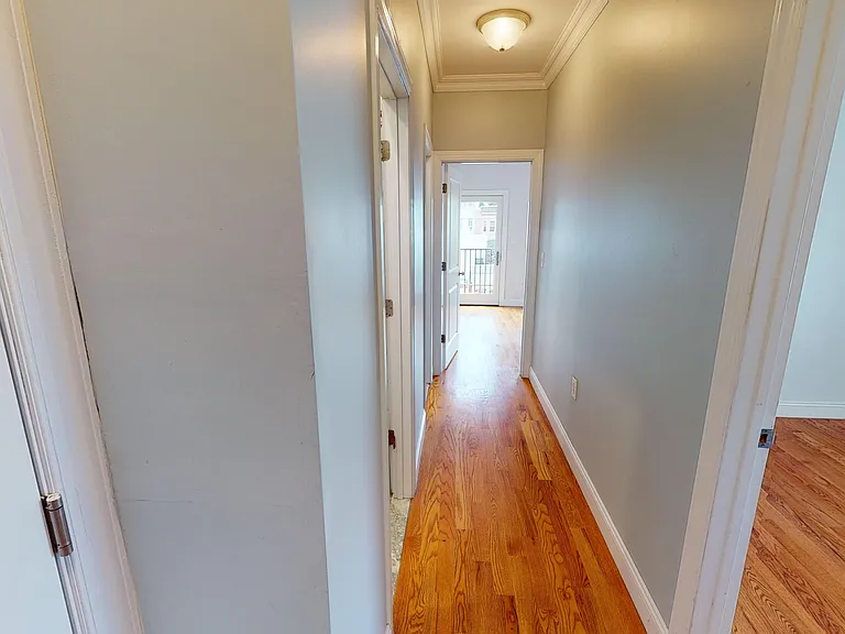 359 New York Ave #2 — Photo 6