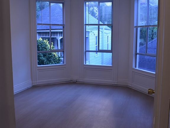 3rd image of 1327 Jackson St #C