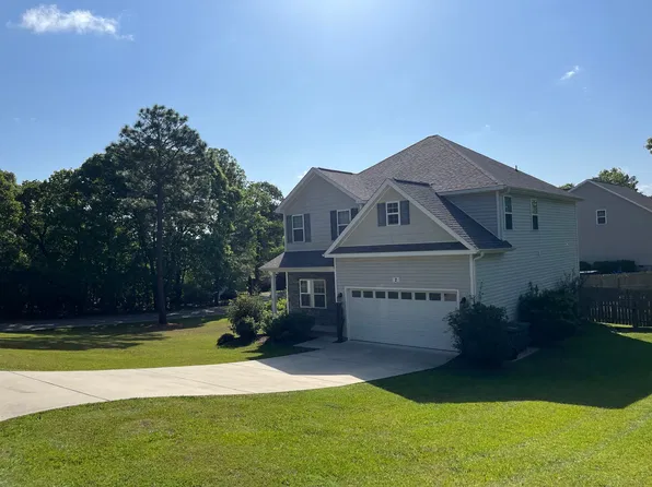 2 Crystal Ct, Pinehurst, NC 28374