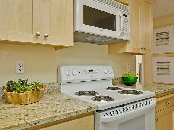 5th image of 831 W California Ave Unit M