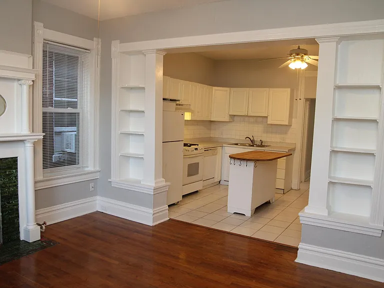 7422 Maple Ave #A — Photo 5
