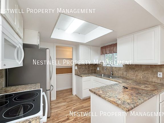 4th image of 3811 W Bingham Creek Dr