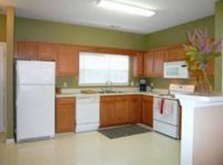 493 Rosewood Ln, Newnan, GA 30263