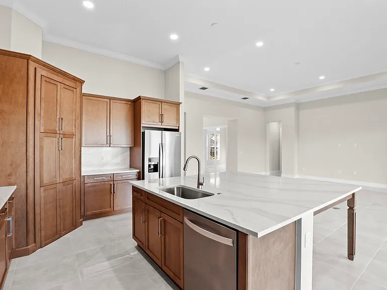 14823 Wildwood Cir — Photo 25