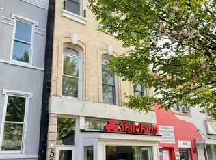 532 8th St SE APT 3, Washington, DC 20003