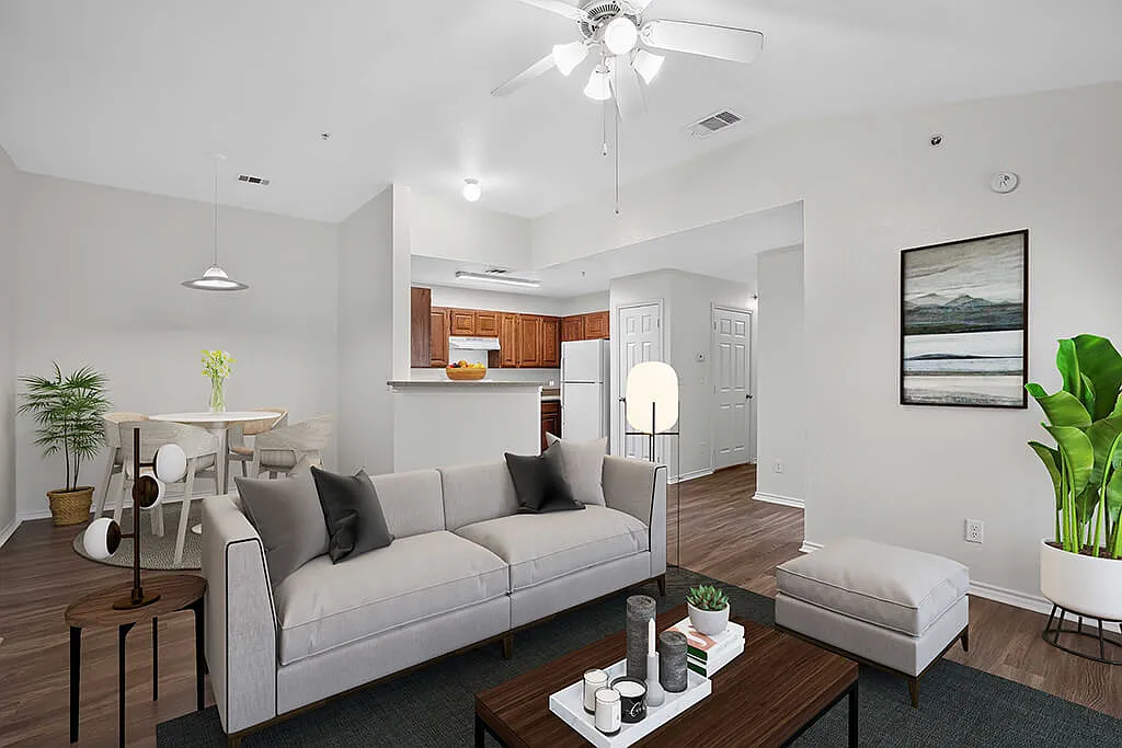 Cypress View Villas Apartments — Photo 3