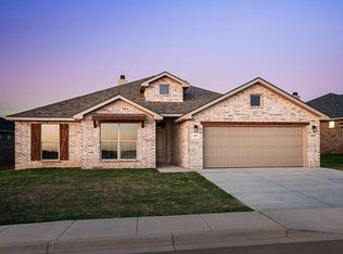 1204 E 32nd St, Wolfforth, TX 79382