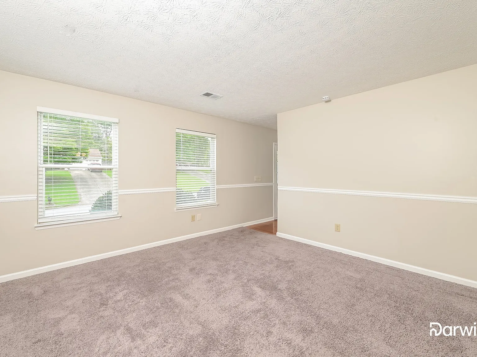 3 bed, 2.5 bath, 1685 sqft, $2,545 — Photo 4