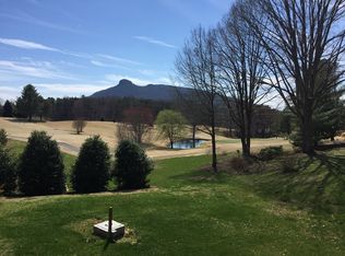 210 Stone Haven Dr, Pilot Mountain, NC 27041