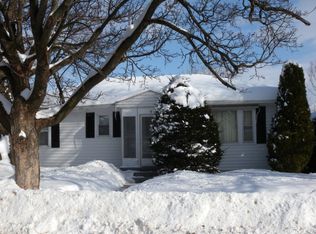 9 Leonard Ave, Plattsburgh, NY 12901