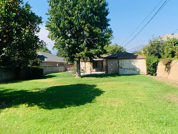 5th image of 700 E Norman Ave